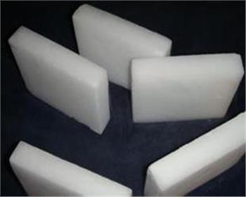 块状干冰与冰块相比优势如何--郑州干冰清洗厂家为你分析